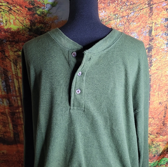 canyon guide outfitters Shirts Mens Green Thermal Shirt Poshmark
